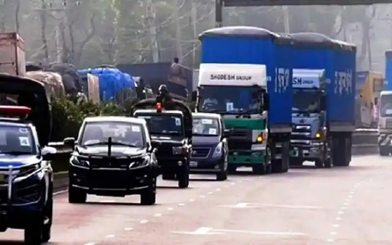 রূপপুরে ইউরেনিয়ামের প্রথম চালান পরিবহন চলাচল করছে. Channel i News - চ্যানেল আই নিউজ
