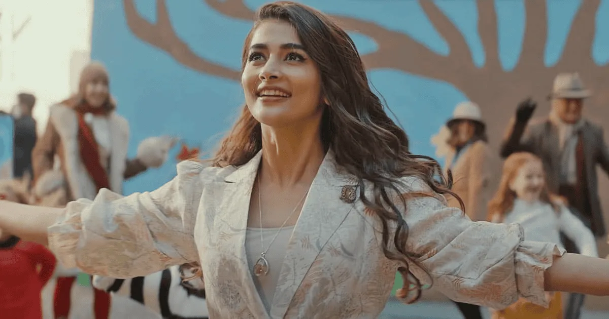 প্রকাশ্যে পূজা হেগড়ে বিয়ের পিঁড়িতে বসছেন, আনন্দিত ও উচ্ছ্বসিত. Channel i News - চ্যানেল আই নিউজ