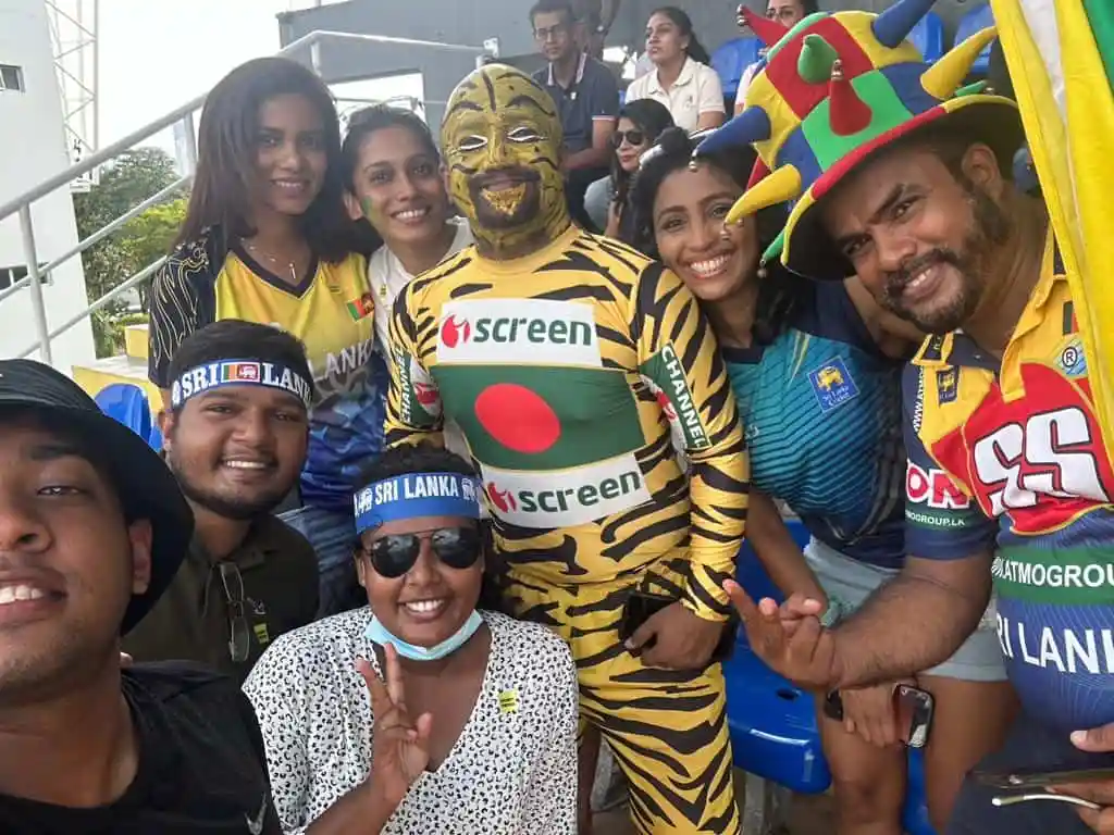 বাংলাদেশ ও শ্রীলঙ্কা ক্রিকেট সমর্থকদের উল্লাস ও আনন্দের মুহূর্ত. Channel i News - চ্যানেল আই নিউজ