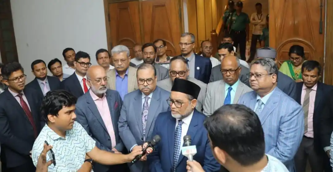 বিচারপতি ও আইন কর্মকর্তাদের সঙ্গে সাংবাদিকদের সাক্ষাৎ. Channel i News - চ্যানেল আই নিউজ