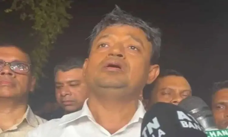 সারওয়ার্দীকে রিমান্ডে নেওয়ার জন্য ডিবি কর্মকর্তাদের প্রস্তুতি. Channel i News - চ্যানেল আই নিউজ