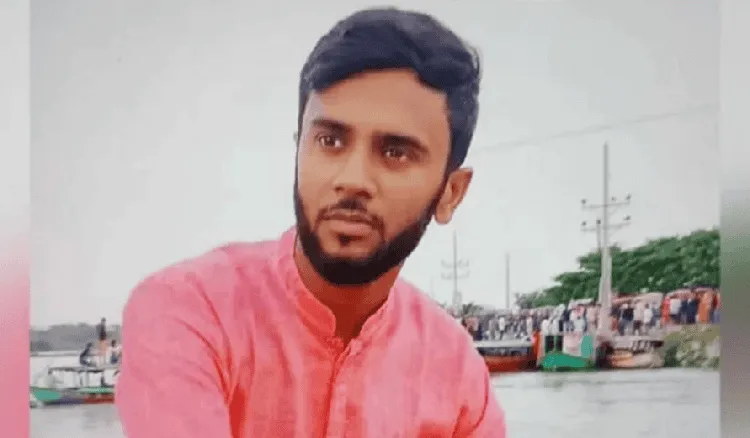 গাজীপুরে বিক্ষোভরত শ্রমিকরা বেতন-ভাতা বৃদ্ধির দাবি জানাচ্ছেন. Channel i News - চ্যানেল আই নিউজ