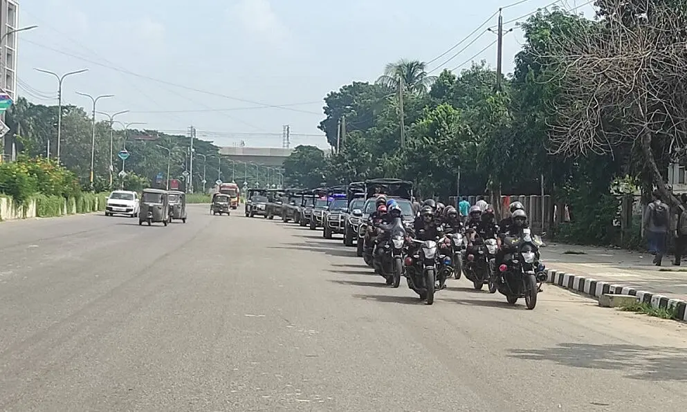 র্যাবের মোটরসাইকেল টহল নিরাপত্তা নিশ্চিত করতে রাজধানীতে. Channel i News - চ্যানেল আই নিউজ