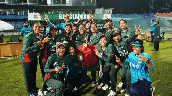 বাংলাদেশ নারী ক্রিকেট দল জিতেছে ম্যাচ, উল্লাসে ভাসছে খেলোয়াড়রা. Channel i News - চ্যানেল আই নিউজ