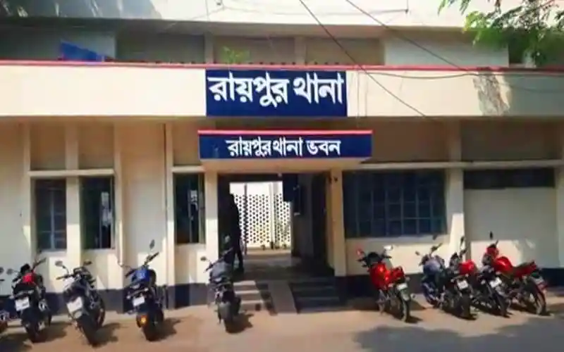 রামপুরা থানার সামনে মোটরসাইকেল পার্কিং।. Channel i News - চ্যানেল আই নিউজ