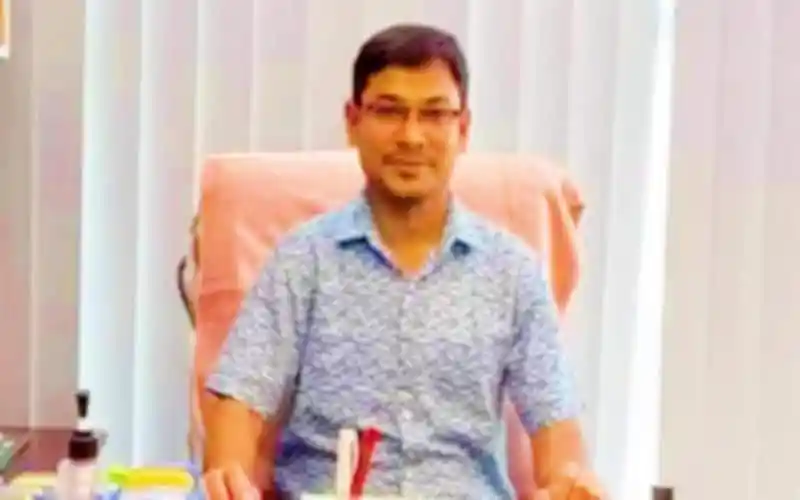 চেম্বার থেকে বাড়ি ফেরার পথে সন্ত্রাসী হামলায় চিকিৎসক নিহত. Channel i News - চ্যানেল আই নিউজ