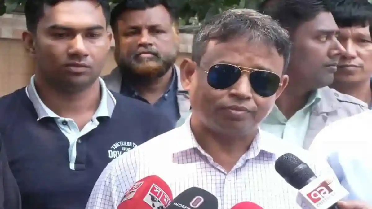 সারওয়ার্দী ও আরেফীকে মুখোমুখি জিজ্ঞাসাবাদ করছে ডিবি. Channel i News - চ্যানেল আই নিউজ