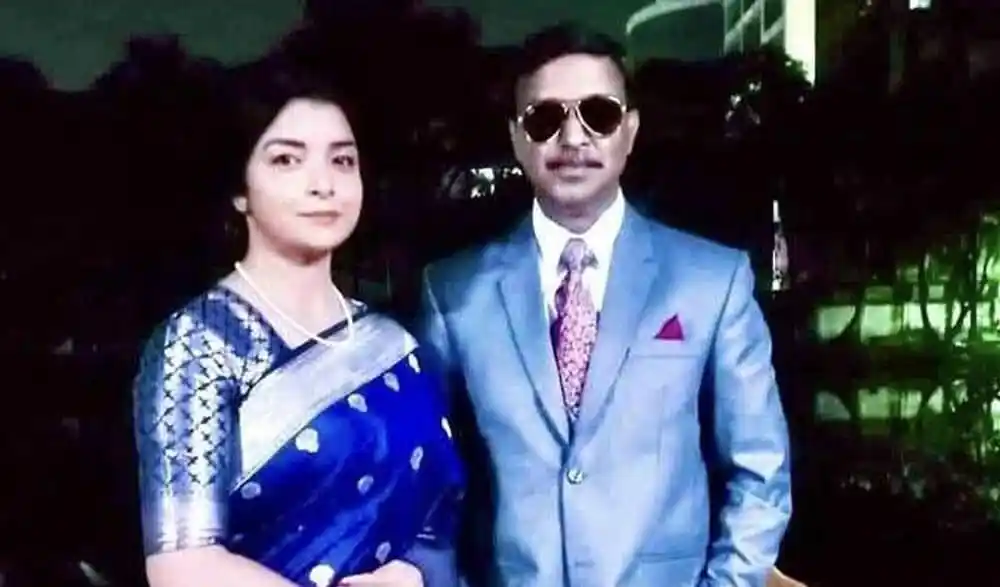 শাকিব ও তার সহকর্মী এক অনুষ্ঠানে উপস্থিত. Channel i News - চ্যানেল আই নিউজ