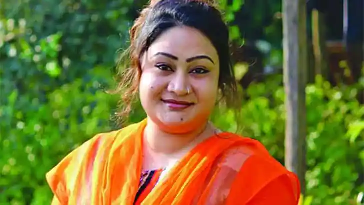 পাপিয়ার জামিন স্থগিতের সংবাদে নারী আইনজীবী ও সাংবাদিকরা. Channel i News - চ্যানেল আই নিউজ