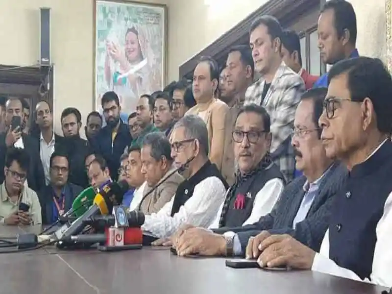রাজনৈতিক নেতাদের বৈঠক, সাংবাদিক ও মিডিয়া কর্মীরা উপস্থিত. Channel i News - চ্যানেল আই নিউজ