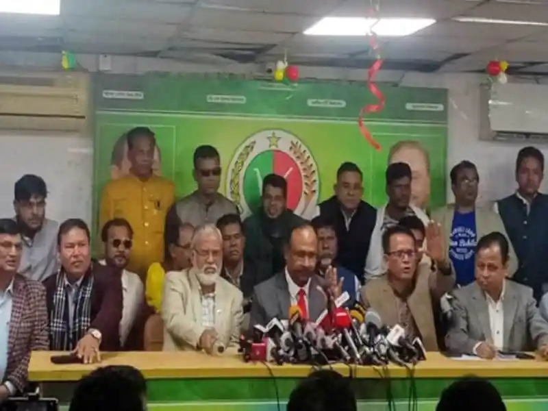 নেতারা এককভাবে ক্ষমতায় যাওয়ার লক্ষ্য নিয়ে নির্বাচনী ইশতেহার ঘোষণা করেন. Channel i News - চ্যানেল আই নিউজ