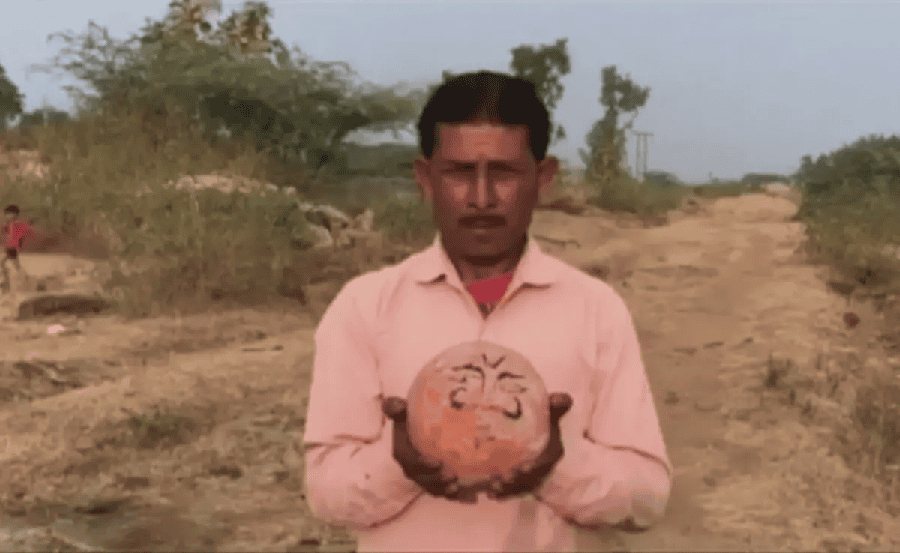 বৃহৎ রাজনৈতিক সমাবেশে হাজার হাজার মানুষ অংশগ্রহণ করছে. Channel i News - চ্যানেল আই নিউজ