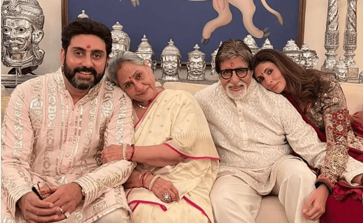 অমিতাভ-জয়ার পরিবারের সঙ্গে একত্রে ছবি, ঐতিহ্যবাহী পোশাক পরা. Channel i News - চ্যানেল আই নিউজ