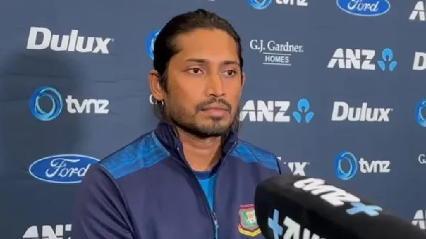 বিজয় নিজেকে দোষী মনে করে সংবাদ সম্মেলনে কথা বলছেন. Channel i News - চ্যানেল আই নিউজ