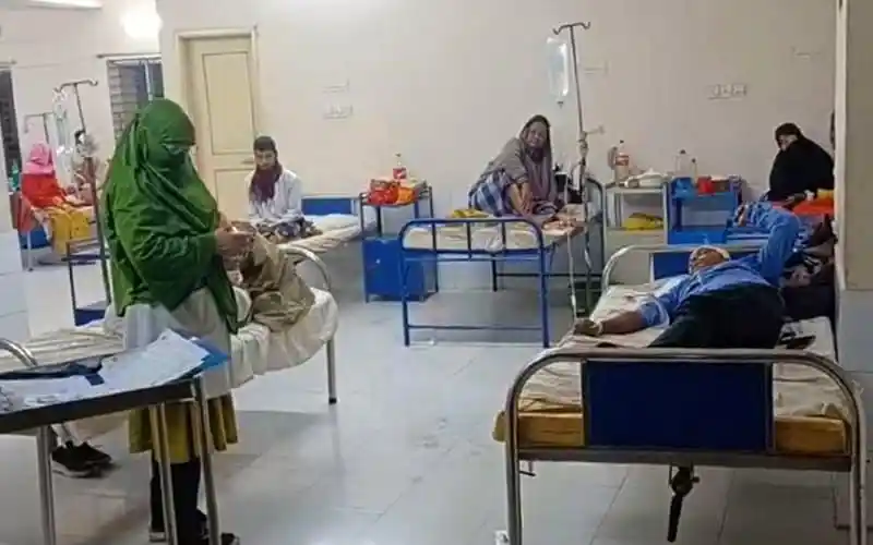 টাঙ্গাইলে নির্বাচনী সহিংসতায় আহতদের চিকিৎসা চলছে. Channel i News - চ্যানেল আই নিউজ