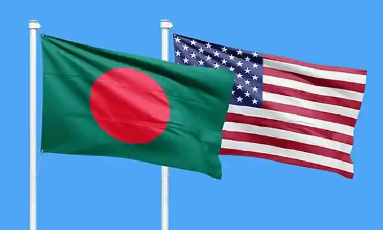 বাংলাদেশ ও মার্কিন যুক্তরাষ্ট্রের পতাকা উড়ছে আকাশে. Channel i News - চ্যানেল আই নিউজ
