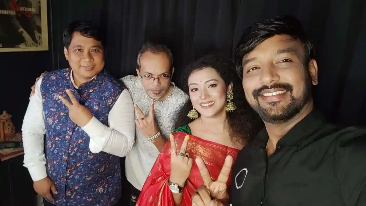 রাজীব-প্রিয়াংকার কণ্ঠে বিজয়ের গানের অনুষ্ঠানে চারজন শিল্পী।. Channel i News - চ্যানেল আই নিউজ