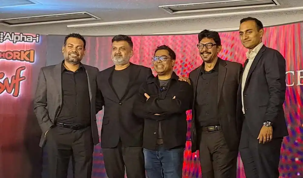 চ্যানেল আই অনলাইন অনুষ্ঠানে অতিথিরা হাসিমুখে উপস্থিত. Channel i News - চ্যানেল আই নিউজ