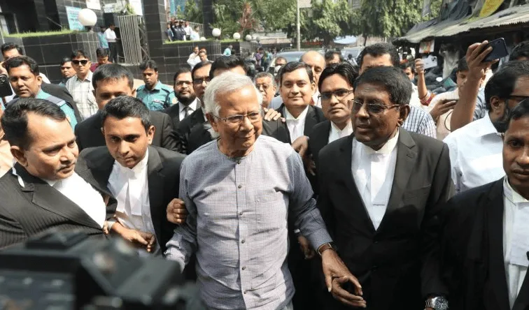 নেতৃত্বাধীন ব্যক্তিরা ড. ইউনূসের বিরুদ্ধে আদালত প্রাঙ্গণে উপস্থিত. Channel i News - চ্যানেল আই নিউজ