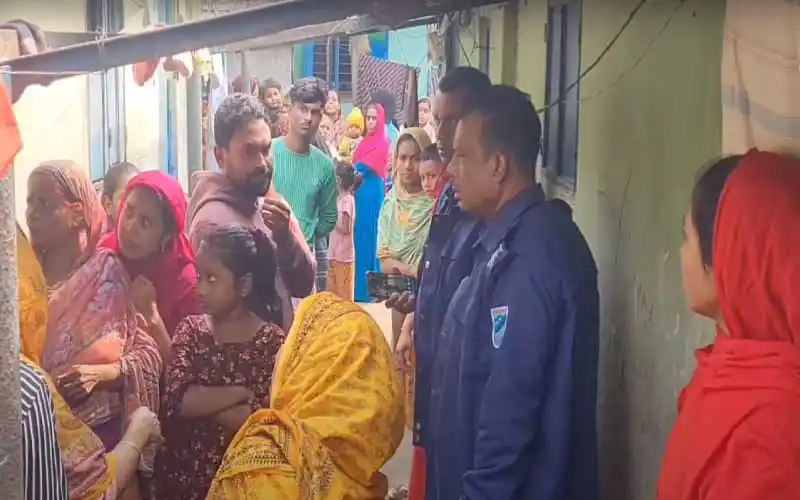 অগ্নিকাণ্ডের ঘটনায় দগ্ধ ৬ জনের চিকিৎসা চলছে নারায়ণগঞ্জে. Channel i News - চ্যানেল আই নিউজ