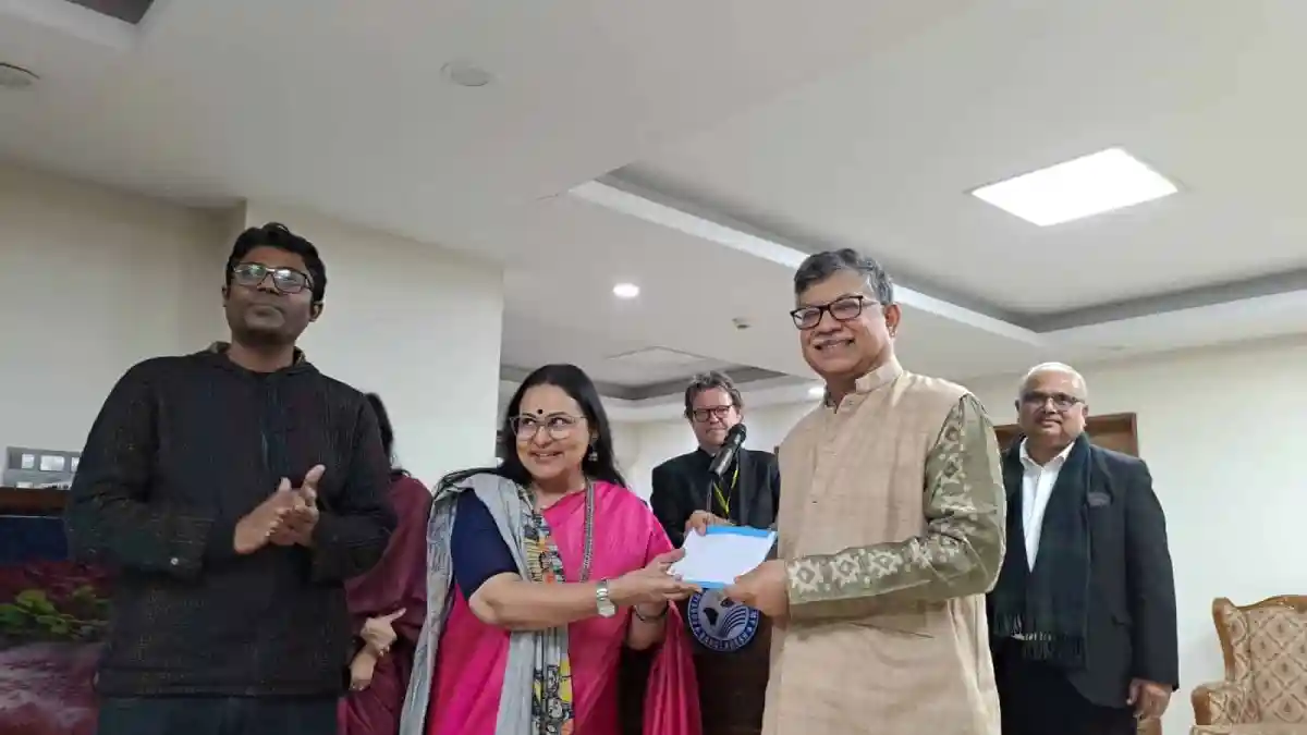 চ্যানেল আই অনলাইন স্ক্রিনপ্লে ল্যাবের পুরস্কার বিতরণ অনুষ্ঠান. Channel i News - চ্যানেল আই নিউজ