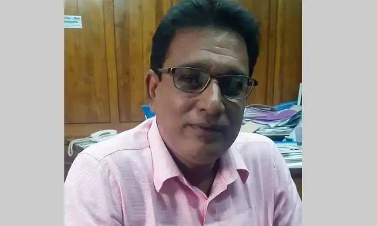 নৌকার বিপক্ষে কাজের অভিযোগে চেয়ারম্যানের মারধর, ছবি. Channel i News - চ্যানেল আই নিউজ