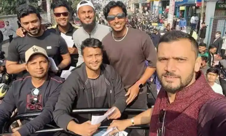 সাকিবের প্রচারণায় মাগুরার জনসমাগম, ক্রিকেটপ্রেমীদের উপস্থিতি. Channel i News - চ্যানেল আই নিউজ
