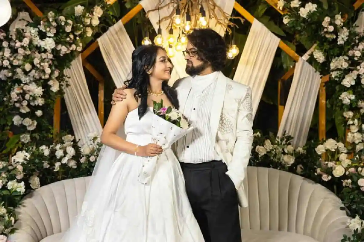স্বাগতা ও তার স্বামী বিবাহের দিন একসঙ্গে হাসিমুখে. Channel i News - চ্যানেল আই নিউজ