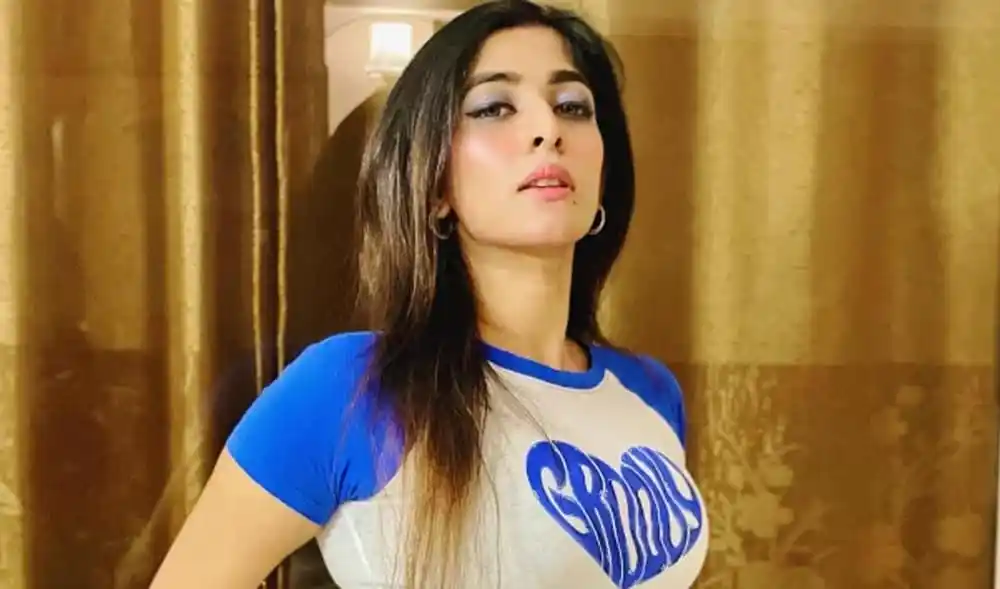 বাংলাদেশের একজন মডেল তাসনিয়া, ফ্ল্যাটে ঝুলন্ত অবস্থায় মৃত. Channel i News - চ্যানেল আই নিউজ