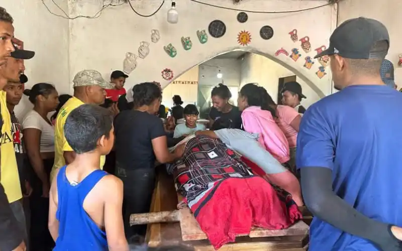ভেনিজুয়েলায় সোনার খনি ধসে নিহত ২৩, উদ্ধার কাজ চলছে. Channel i News - চ্যানেল আই নিউজ