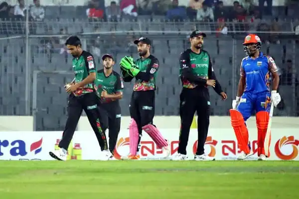 সিলেট ক্রিকেট দল মাঠে, খেলার প্রস্তুতি নিচ্ছে. Channel i News - চ্যানেল আই নিউজ