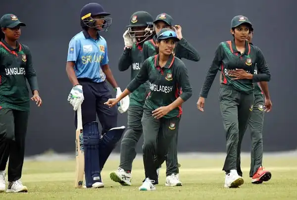 বাংলাদেশ নারী ক্রিকেট দলের খেলোয়াড়রা মাঠে প্রস্তুত. Channel i News - চ্যানেল আই নিউজ