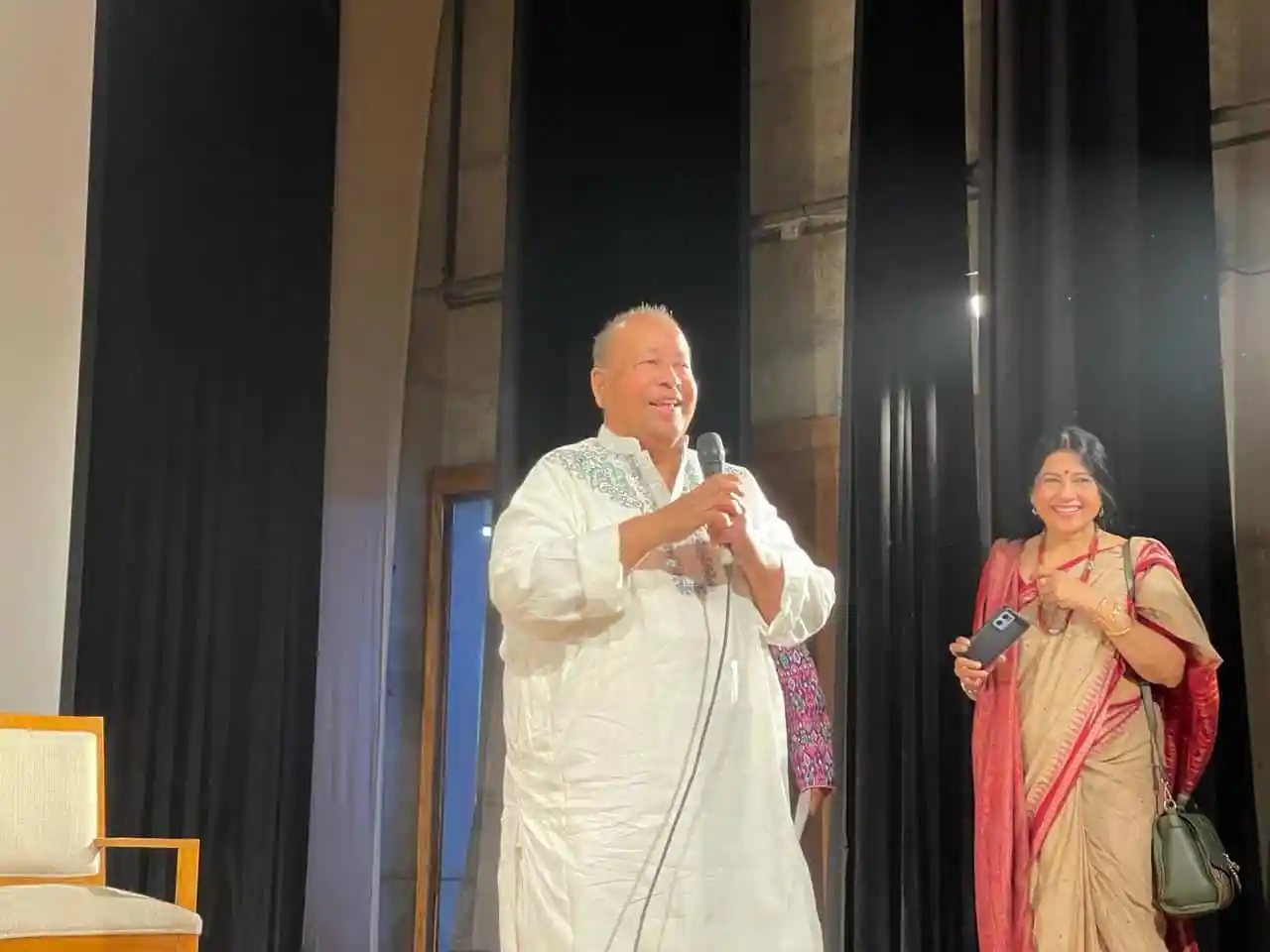 শহীদ সার্জেন্ট জহুরুল হক স্মরণে চিত্রাঙ্কন প্রতিযোগিতার উদ্বোধন. Channel i News - চ্যানেল আই নিউজ