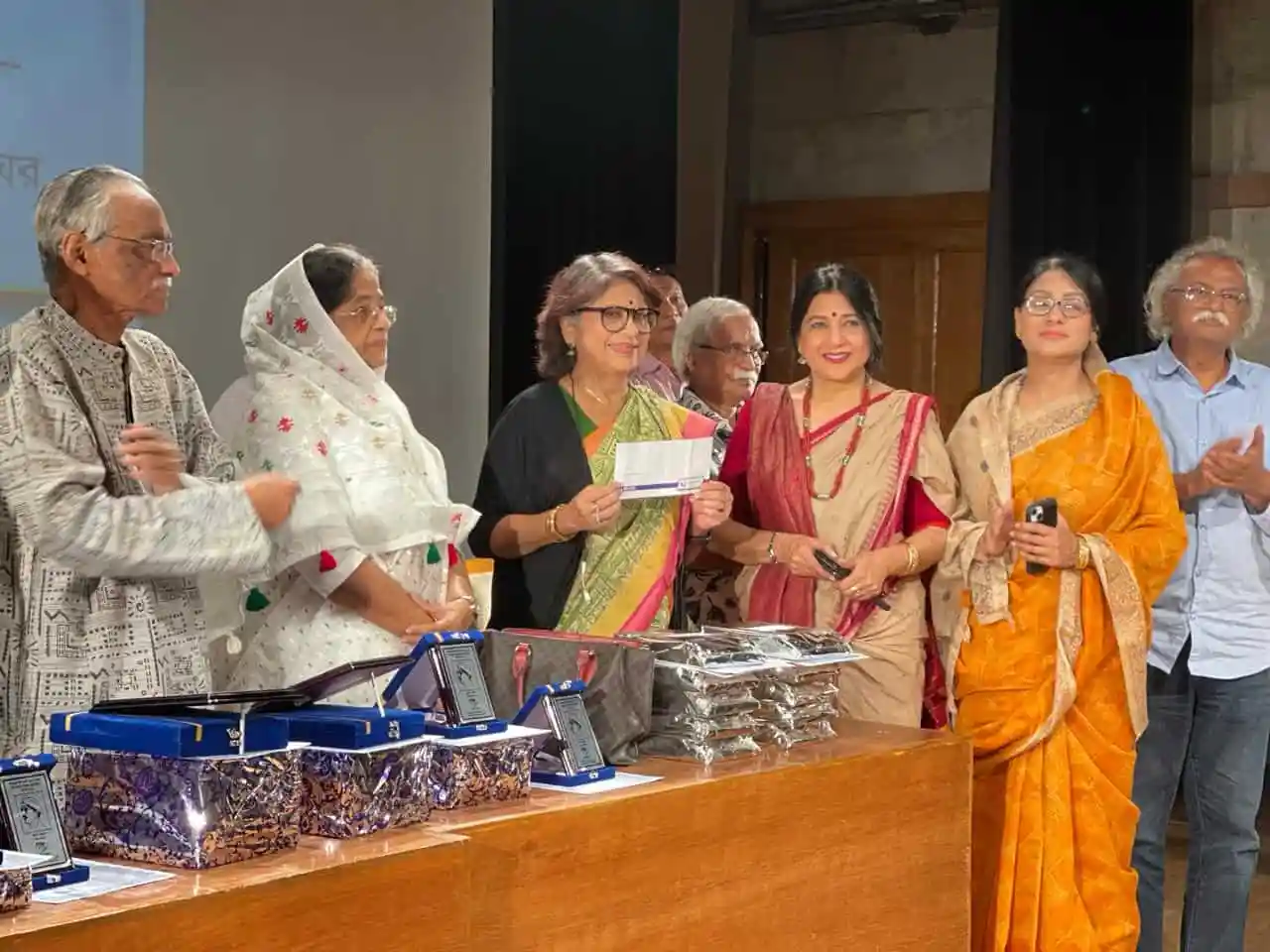 শহীদ সার্জেন্ট জহুরুল হক স্মরণে চিত্রাঙ্কন প্রতিযোগিতার উদ্বোধন. Channel i News - চ্যানেল আই নিউজ