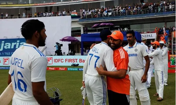 ভারতীয় ক্রিকেটাররা একে অপরকে শুভেচ্ছা জানাচ্ছেন. Channel i News - চ্যানেল আই নিউজ