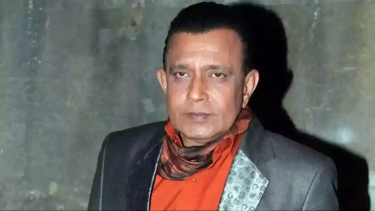 মিঠুন চক্রবর্তীর ছেলে তার স্বাস্থ্যের অবস্থা সম্পর্কে কথা বলছেন।. Channel i News - চ্যানেল আই নিউজ