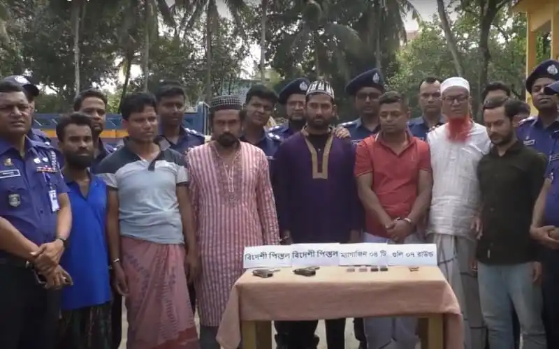 নেতৃত্বাধীন গ্রেপ্তারকৃত ব্যক্তিরা নিহতের ঘটনায় প্রতিবাদ সভায় অংশগ্রহণ. Channel i News - চ্যানেল আই নিউজ
