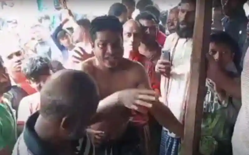 মুন্সীগঞ্জে ফার্নিচার নকশা নিয়ে দ্বন্দ্বে ব্যবসায়ীর খুনের প্রতিবাদে জনতা. Channel i News - চ্যানেল আই নিউজ