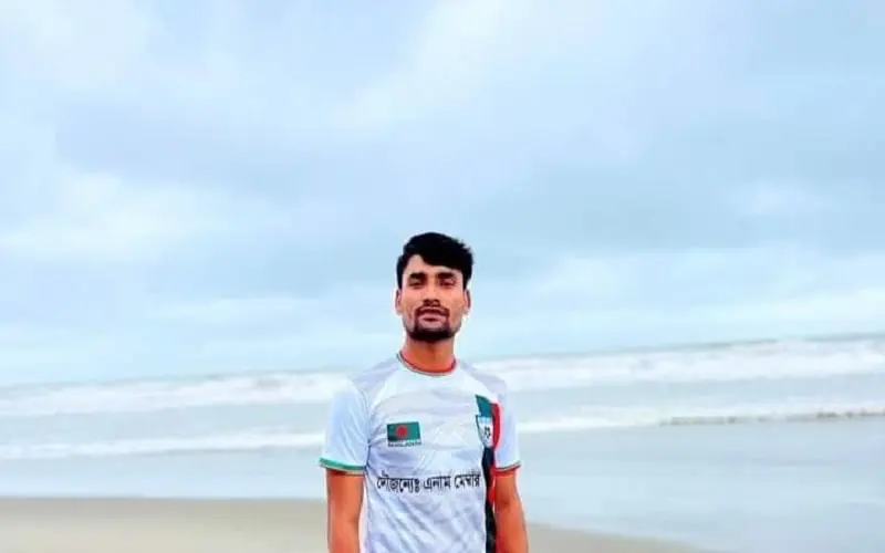 সামুদ্রিক সৈকত ও আকাশের সুন্দর দৃশ্য. Channel i News - চ্যানেল আই নিউজ