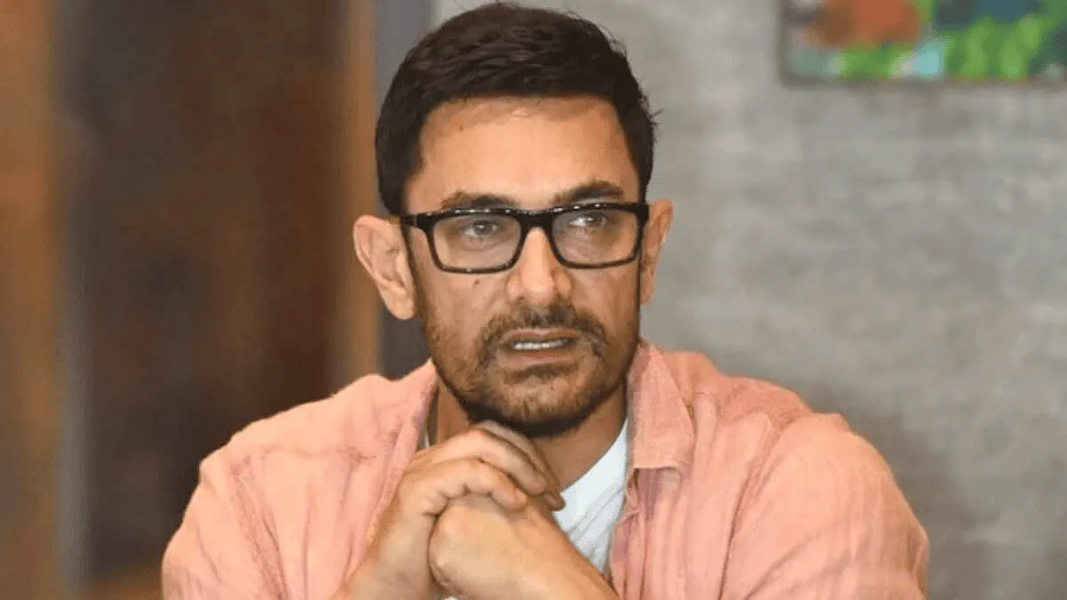 অভিনেতা আমির খান নতুন ছবির বিষয়বস্তু নিয়ে আলোচনা করছেন. Channel i News - চ্যানেল আই নিউজ