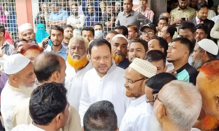 শেরপুরে বিএনপির নেতাদের সঙ্গে আলোচনা চলমান. Channel i News - চ্যানেল আই নিউজ