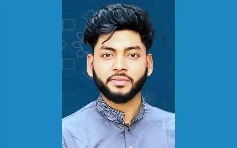 বাংলাদেশের লক্ষ্মীপুরে গুলিবিদ্ধ ছাত্রলীগ নেতার ছবি. Channel i News - চ্যানেল আই নিউজ