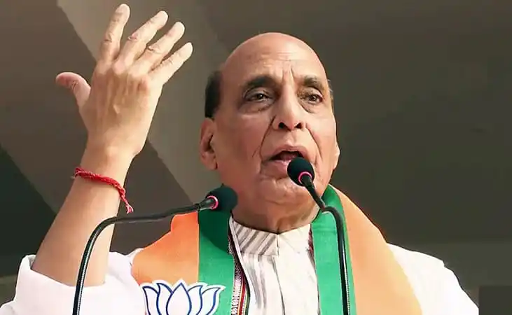 ভারতীয় রাজনাথ সিং ভাষণ দিচ্ছেন, পাঞ্জাবি শার্ট পরা. Channel i News - চ্যানেল আই নিউজ