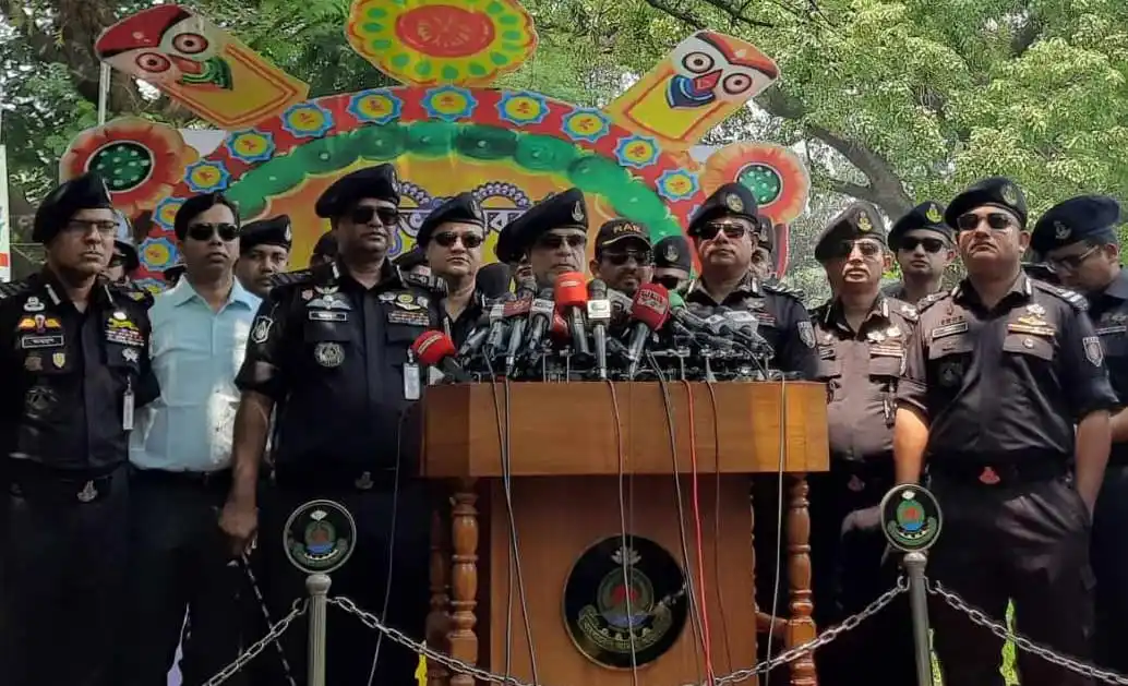 র্যাবের কর্মকর্তারা নাশকতা মোকাবেলায় প্রস্তুত থাকার ঘোষণা দেন. Channel i News - চ্যানেল আই নিউজ