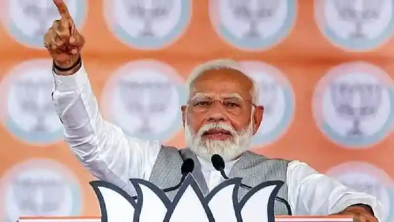 নরেন্দ্র মোদি ভারতের প্রধানমন্ত্রী, বক্তৃতা দিচ্ছেন. Channel i News - চ্যানেল আই নিউজ