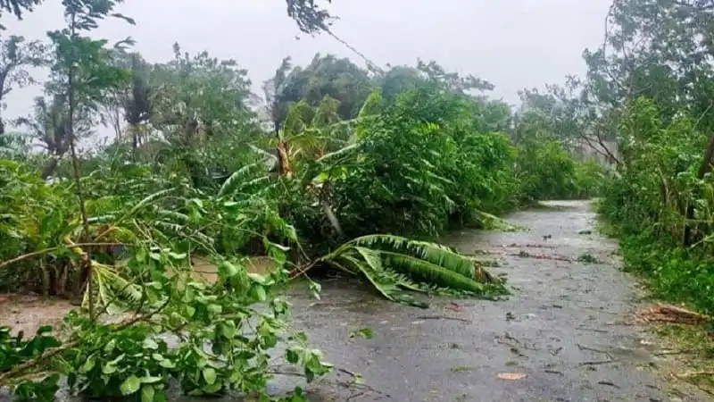ঘূর্ণিঝড় রেমাল এর প্রভাবের কারণে ক্ষতিগ্রস্ত এলাকা. Channel i News - চ্যানেল আই নিউজ