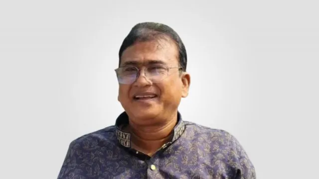 বাংলাদেশের একজন জনপ্রিয় রাজনীতিবিদ হাস্যোজ্জ্বল মুখে হাসছেন।. Channel i News - চ্যানেল আই নিউজ