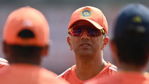 ভারতীয় ক্রিকেট কোচের খোঁজে, দ্রাবিড়ের আবেদন সম্ভাবনা. Channel i News - চ্যানেল আই নিউজ