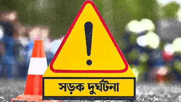 সড়ক দুর্ঘটনা সতর্কতা সংকেত ও ট্রাফিক কনসার্টের ছবি. Channel i News - চ্যানেল আই নিউজ