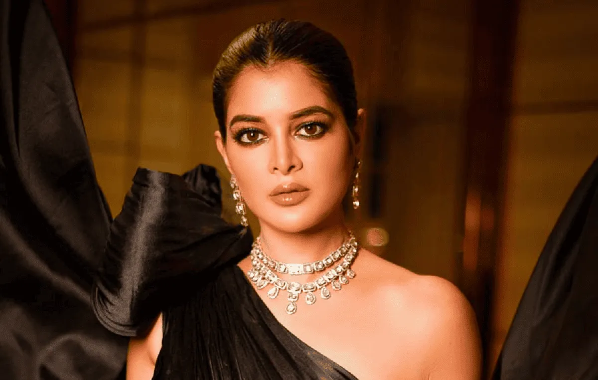 মধুমিতা বলিউডে প্রবেশের জন্য প্রস্তুত, গ্ল্যামারাস লুকের ছবি. Channel i News - চ্যানেল আই নিউজ
